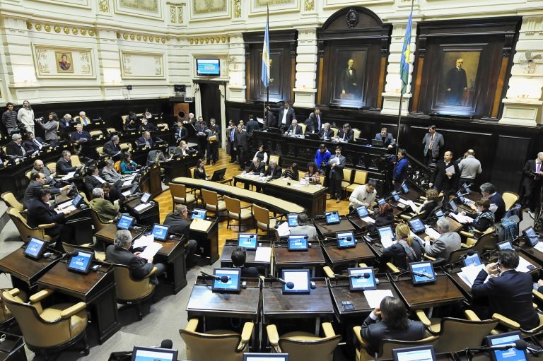 Iniciativas legislativas sobre políticas de cuidados para la Provincia de Buenos Aires